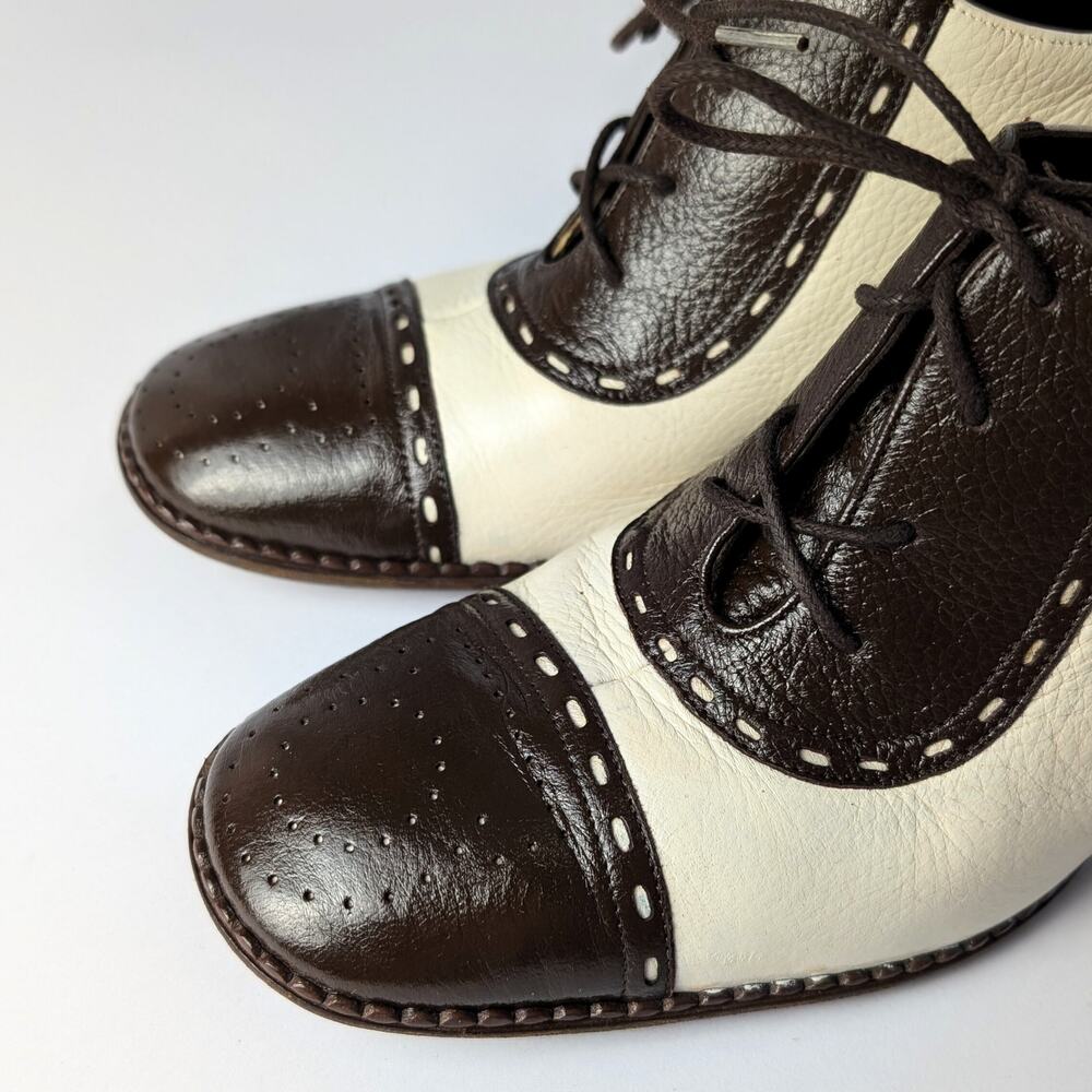 Salvatore Ferragamo Two-Tone Leather Lace-Up Oxford Heels Vintage Sz 9.5 - Picture 8 of 8